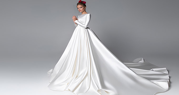 مدل لباس عروس دنباله دار یا بدون دنباله باشد؟